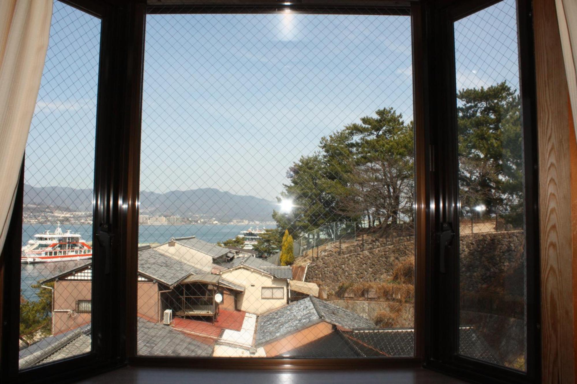 Hotel Sakuraya à Itsukushima Extérieur photo